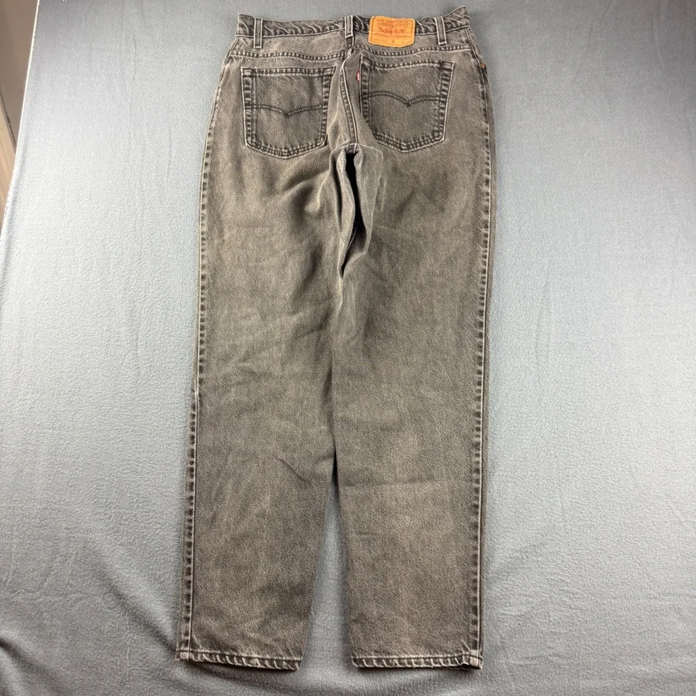 Vintage Levis 16551 Jeans Women's 32x31 Black High Rise Tapered Mom USA Made